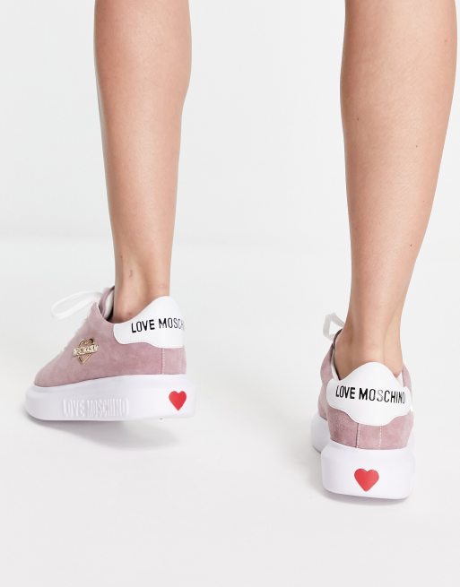 Sneaker store love moschino