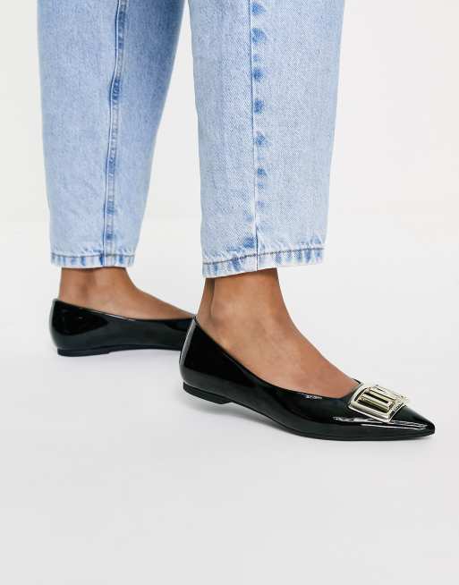 Moschino pointed discount flats