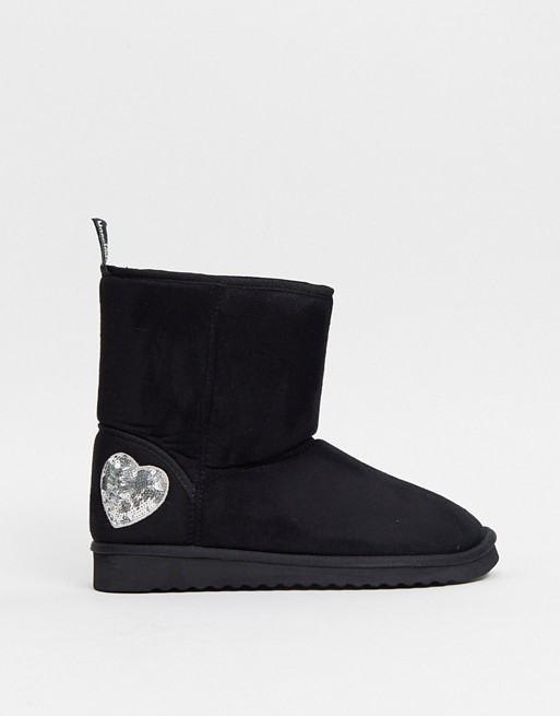 Love Moschino pull on boots in black
