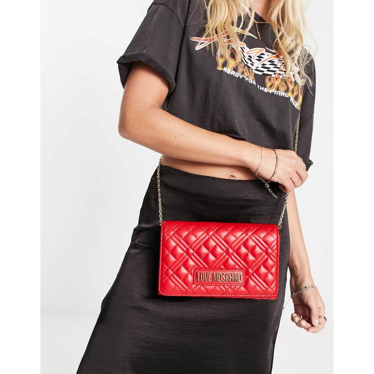 Love moschino red quilted on sale bag