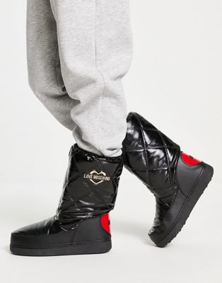 Love Moschino quilted high gloss Snow boots in black