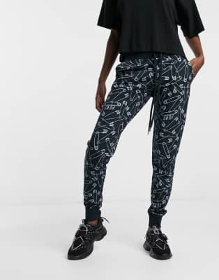 love moschino sweatpants