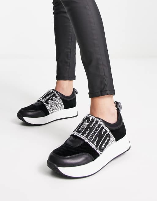 Love Moschino – Sneaker in Schwarz mit glitzerndem Logo-Einsatz und dicker Sohle