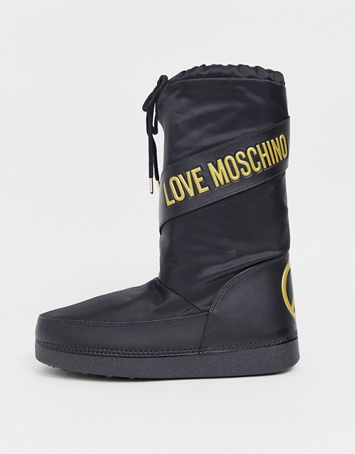 Love Moschino snow boots
