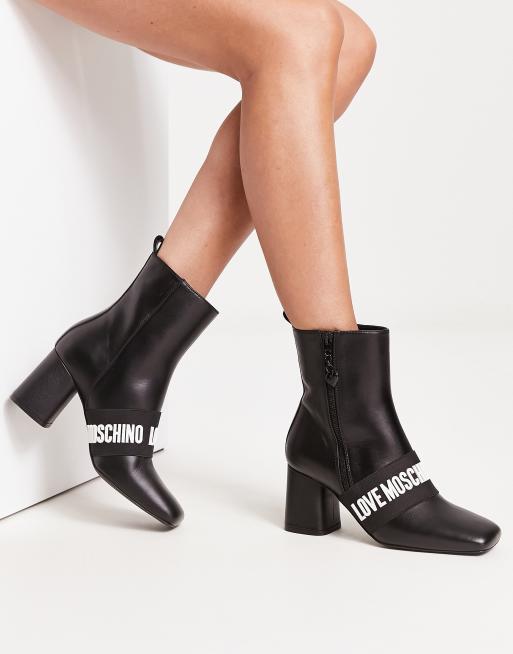 Love Moschino - Sorte støvler med hæl og logodetalje, 3 af 4