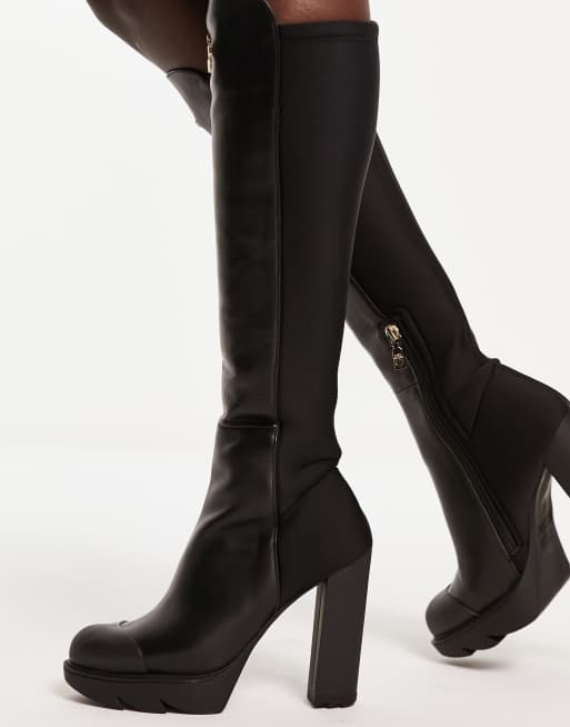 Love Moschino – Svarta knähöga boots med hög klack, 2 av 4