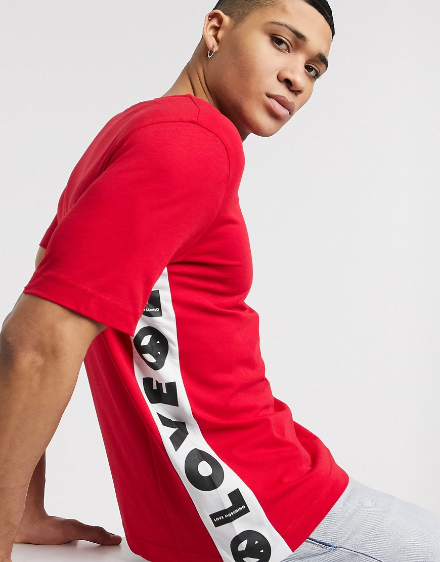 Love Moschino - T-shirt con logo laterale-Rosso