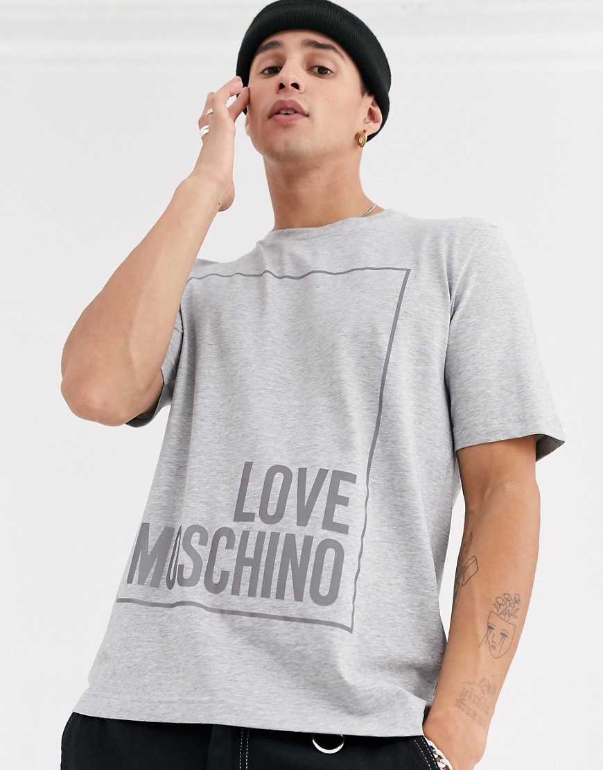 Love Moschino - T-shirt con logo riquadrato riflettente-Grigio