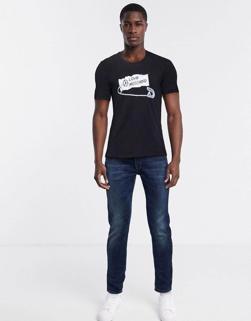Love Moschino - T-shirt con stampa di spilla da balia-Nero