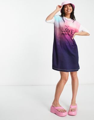 Love Moschino - T-Shirt-Kleid mit buntem Farbverlauf und Logo-Weiß