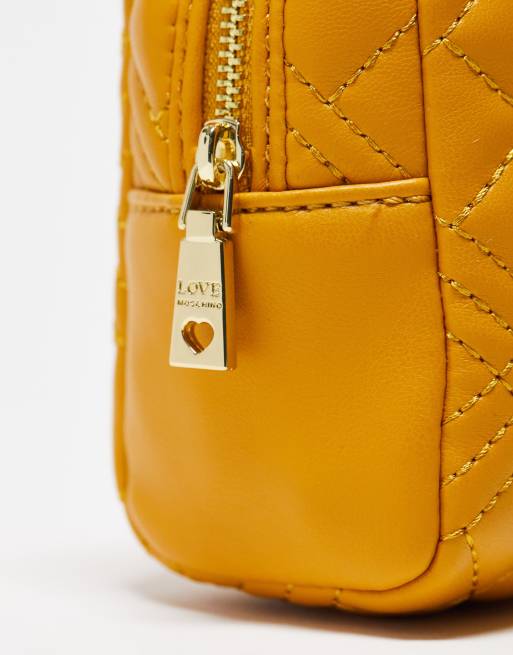 Love Moschino - Trousse per make-up trapuntata a rombi color ocra, 3 di 4