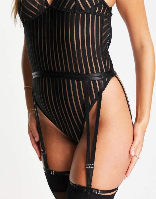 Love & Other Things - Gestreepte body van mesh met beensieraad in zwart, 4 van 4