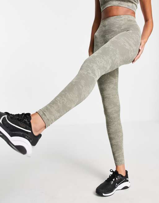 Light grey camo outlet leggings