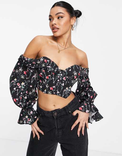 Off the shoulder discount bell sleeve crop top