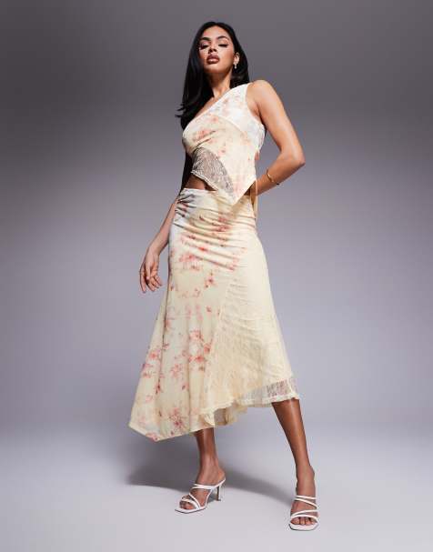 Love Triangle - Asymmetrische midirok met kant en bloemenprint in multi, deel van co-ord set - view 1