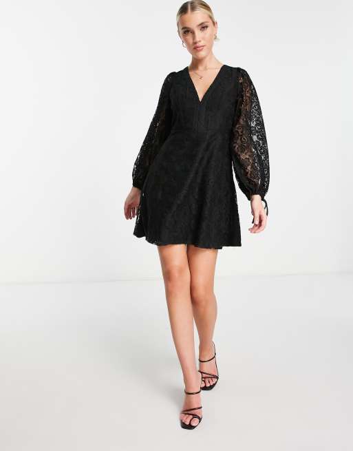 Love Triangle long sleeve mini dress with open back in black lace, 4 of 4