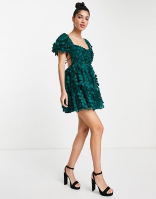Love Triangle mini baby doll dress with backless ties in emerald 3D lace