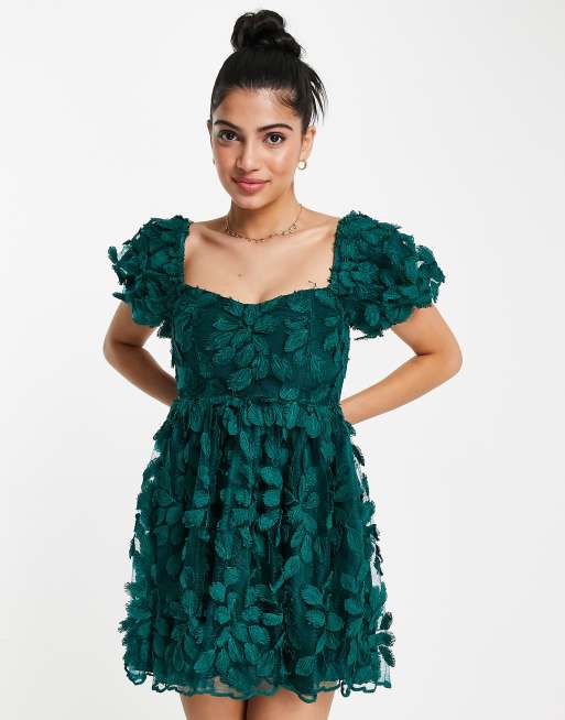 Love Triangle - Robe babydoll courte en dentelle 3D avec dos nu à lanières nouées - Vert émeraude , 3 de 4