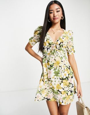 Love Triangle short sleeve mini dress in tonal floral