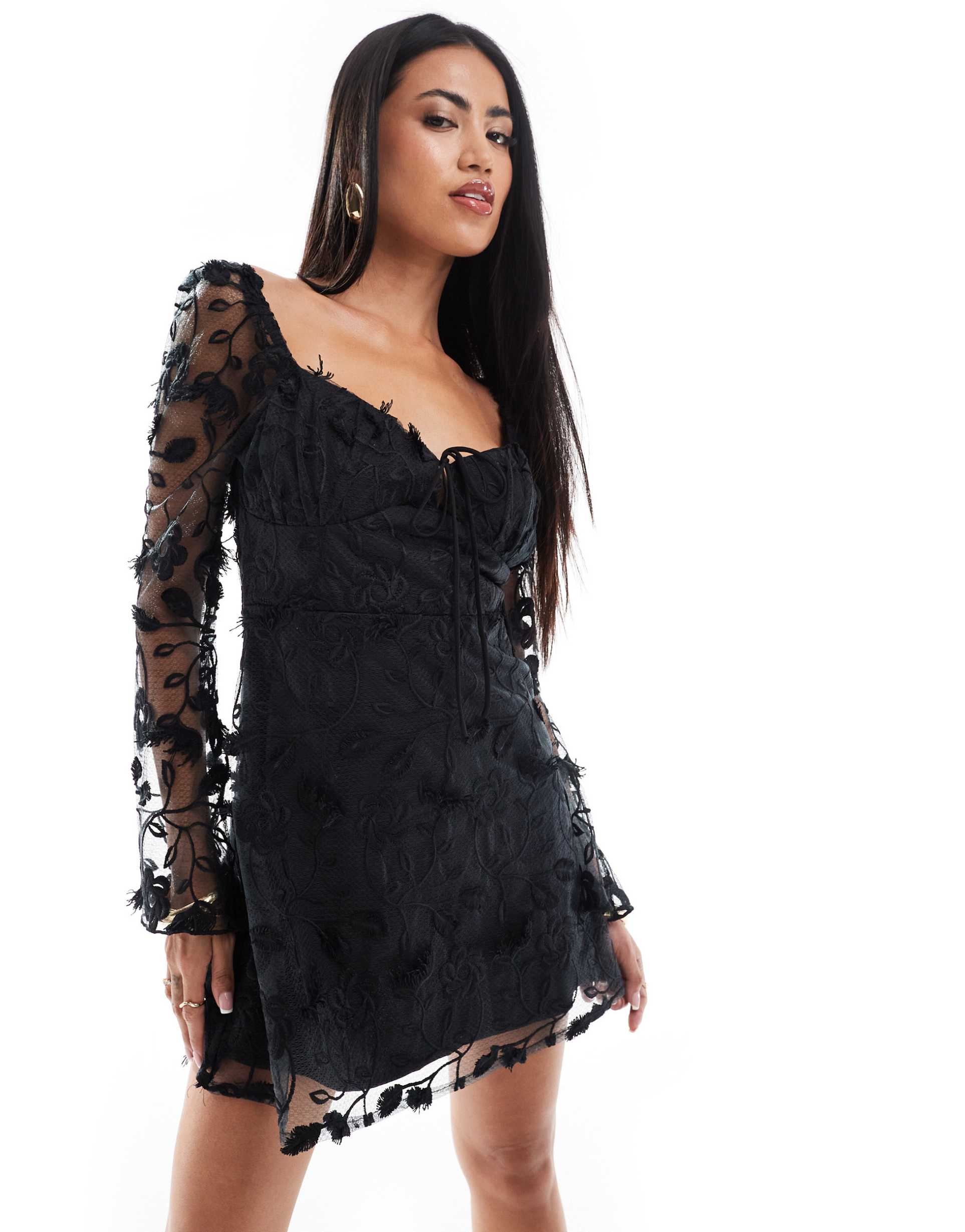 love triangle sweetheart neck lace mini dress in black