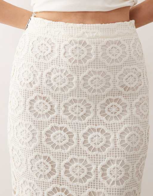 Lovedrobe Crochet lace midi skirt in cream, 4 of 5