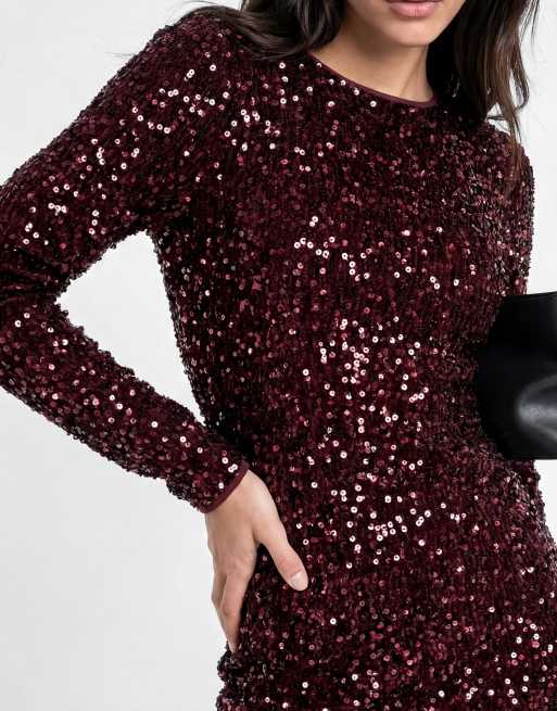 Lovedrobe Embellished v-back velvet bodycon mini dress in berry, 3 of 7