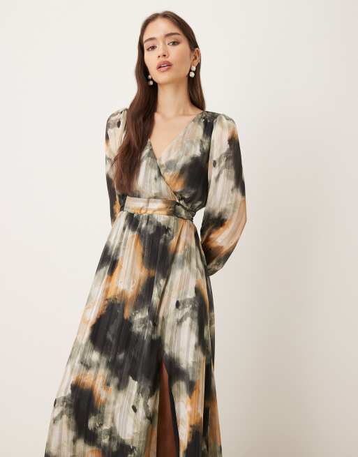 Lovedrobe Faux wrap long sleeve tie back midaxi dress in monochrome, 3 of 4