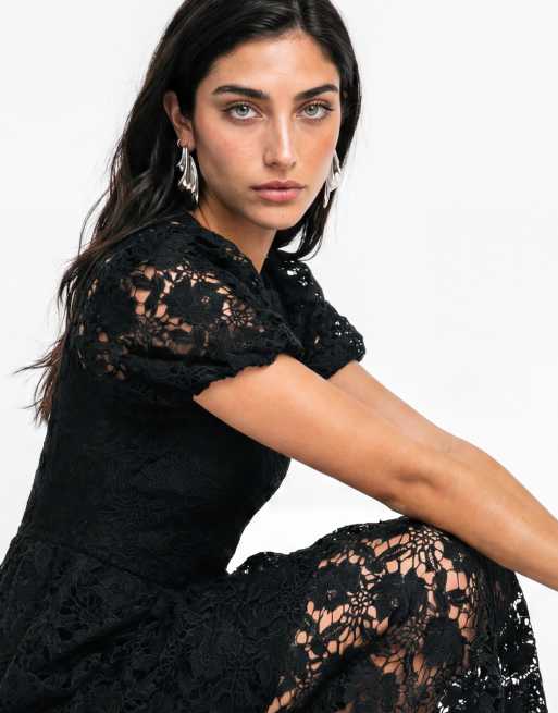 Lovedrobe Floral lace puff sleeve midaxi dress in black, 3 of 5