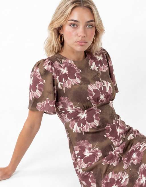 Lovedrobe Floral tie-back angel sleeve  midaxi dress in brown, 4 of 5