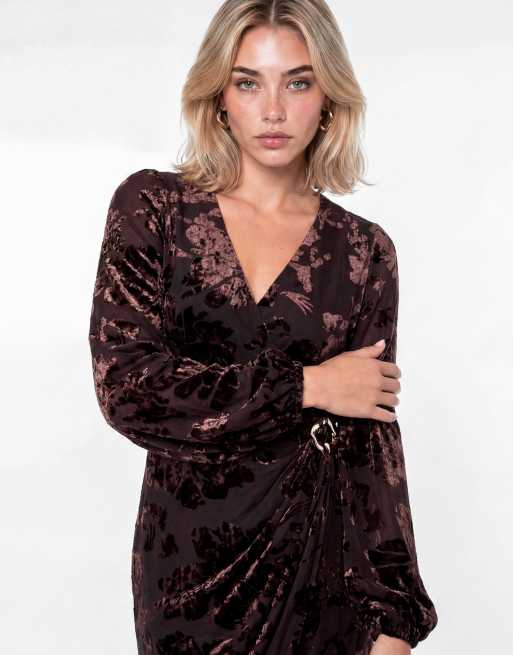 Lovedrobe Floral velvet devore faux wrap midaxi dress in brown, 3 of 5