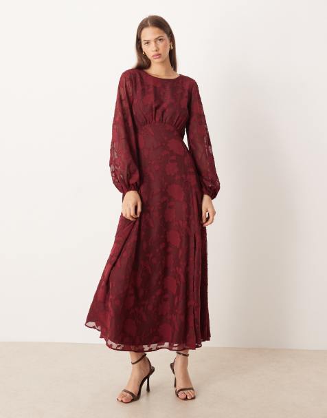 Lovedrobe Long sleeve keyhole back midaxi dress in red