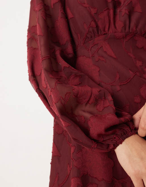 Lovedrobe Long sleeve keyhole back midaxi dress in red, 2 of 4