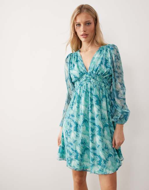 Lovedrobe Long sleeve shirred empire waist mini dress in green, 2 of 4