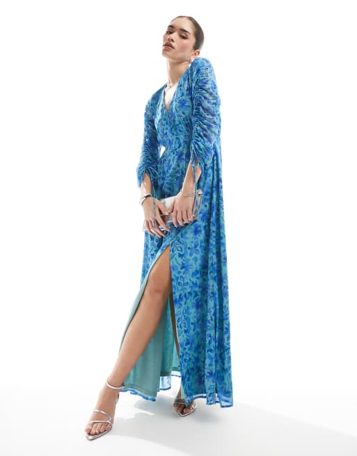 Lovedrobe – Maxikleid in Hellblau mit verstellbaren, gerafften Ärmeln