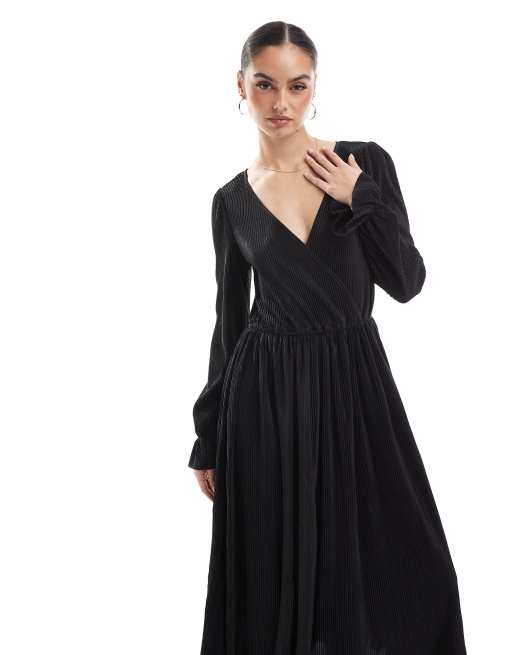 Lovedrobe – Plissiertes, langärmliges Midaxi-Kleid in Schwarz