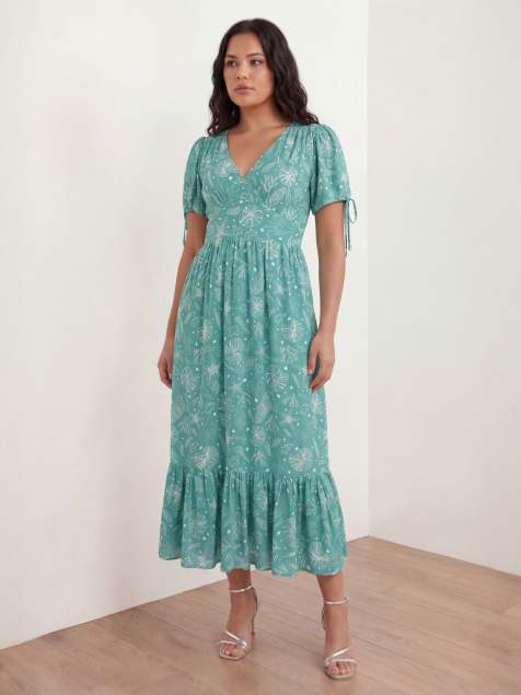 Lovedrobe Seashell print short sleeve open back midaxi dress in green - view 1