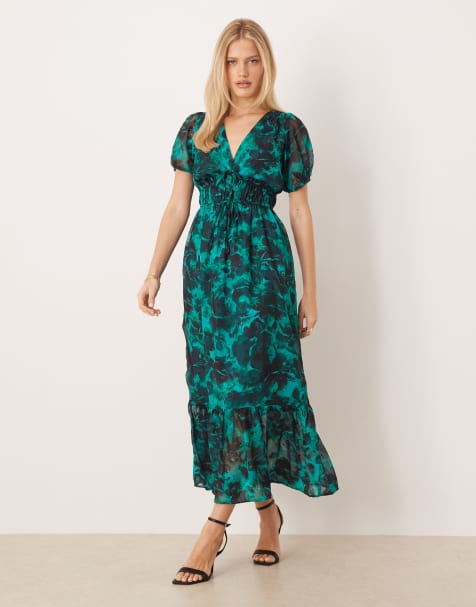 Lovedrobe Short sleeve tie detail midaxi dress in green - view 1