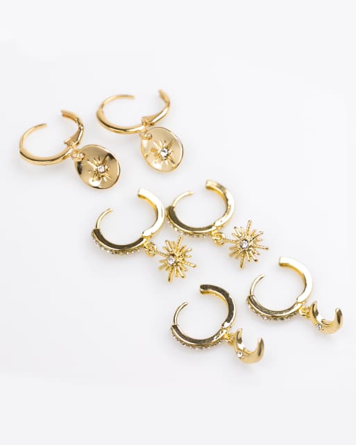 Lovisa - Confezione di orecchini a cerchio stretto placcati oro con dettagli a forma di astri 