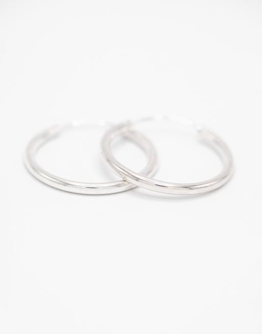 Boucles D'oreilles Créoles LOVE En Métal Argenté - Taille Imposante, Occasion