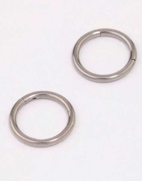 Lovisa – Feine Titan-Creolen in Silber (8 mm) - view 1