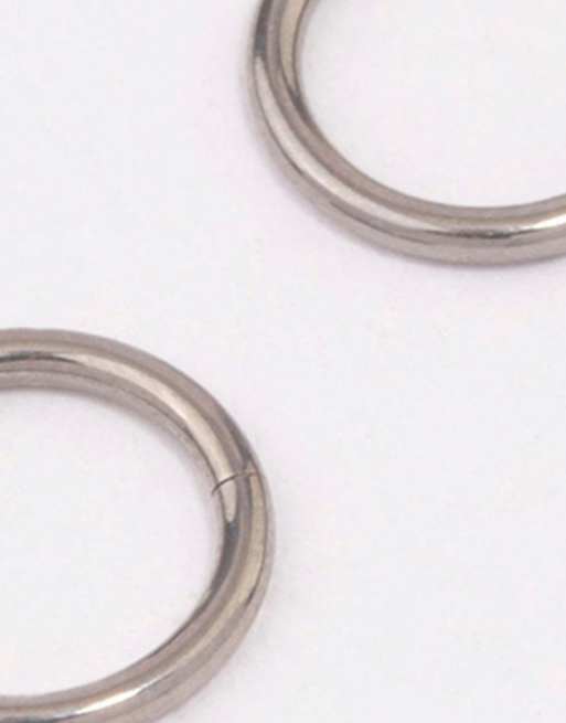 Lovisa – Feine Titan-Creolen in Silber (8 mm), 4 von 4