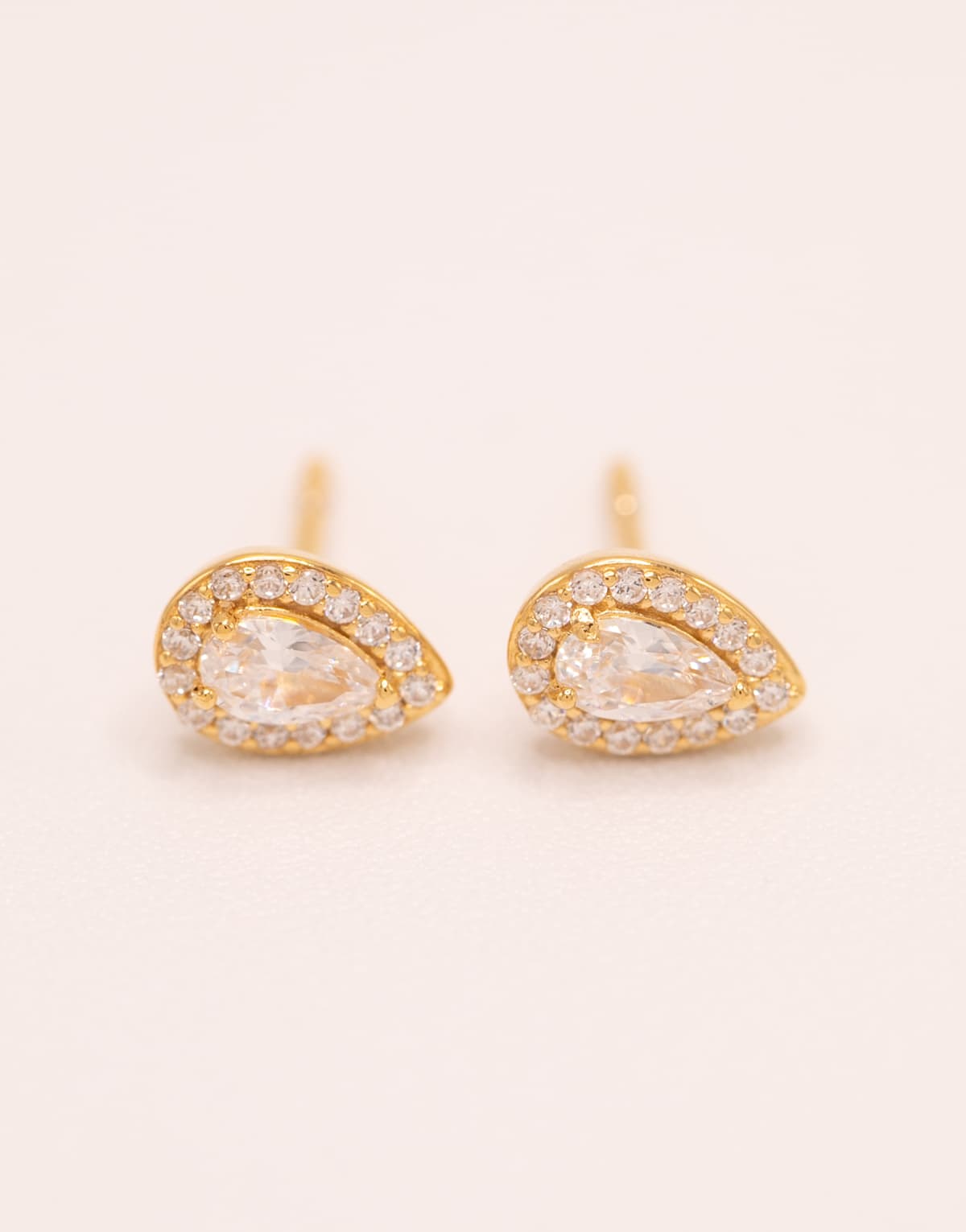 Lovisa Gold plated sterling silver cubic zirconia halo stud earrings in gold