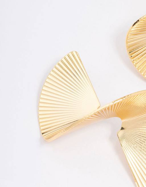 Lovisa Lovisa gold plated twisted fan statement stud earrings in gold, 2 of 3