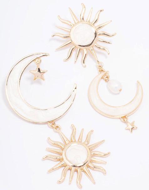 Lovisa – Mehrfarbige Ohrringe in Goldoptik mit Himmelskörper-Design und marmorierten Anhängern - view 1