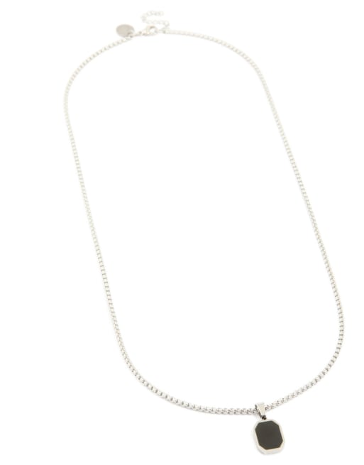 Lovisa Men's - Collar plateado con colgante de placa esmaltada negra de acero inoxidable resistente al agua, 4 de 4