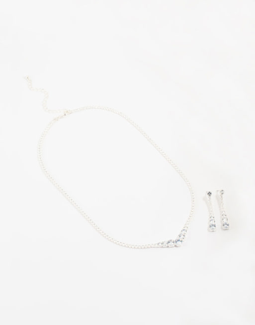 Lovisa - Set de collar y pendientes plateados con diseño en punta y circonitas, 2 de 3