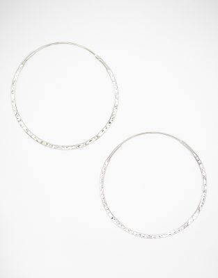 Lovisa - Silberfarbene Creolen aus Sterlingsilber in gehämmerter Optik