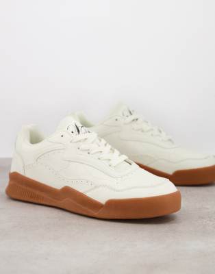 Loyalty and Faith - Retro basket-sneakers in wit met bruine zool | ASOS
