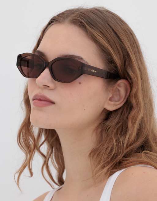 Lu Goldie – Eliana – Ciemnobrązowe okulary przeciwsłoneczne o abstrakcyjnym kształcie