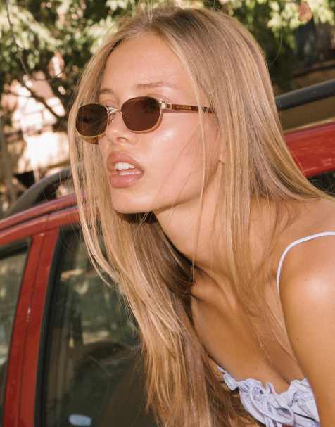 Lu Goldie – Lara – Ovale Sonnenbrille mit Gestell aus Metall in Kastanienbraun - view 1